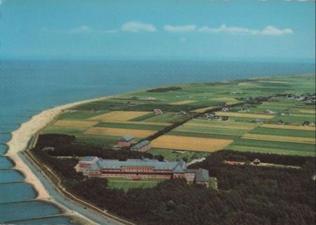 Utersum - Nordseesanatorium, Luftaufnahme - ca. 1975 Utersum - Nordseesanatorium, Luftaufnahme - ca. 1975