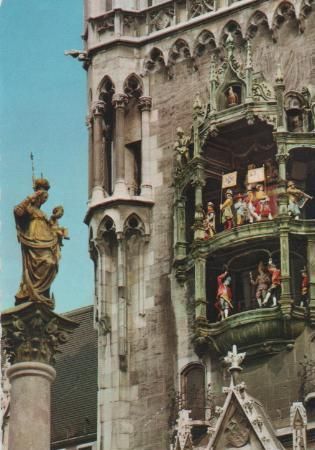 Glockenspiel am Rathausturm München - ca. 1975 Glockenspiel am Rathausturm München - ca. 1975