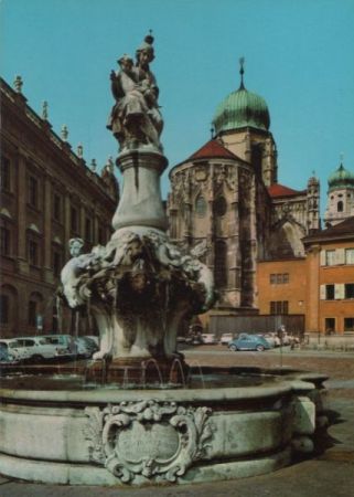 Passau - Brunnen auf dem Domplatz - ca. 1980 Passau - Brunnen auf dem Domplatz - ca. 1980
