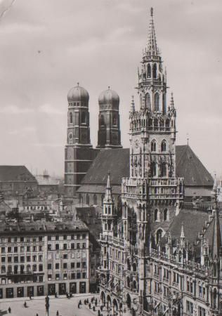 München - Marienplatz, Rathaus, Frauenkirche - 1955 München - Marienplatz, Rathaus, Frauenkirche - 1955