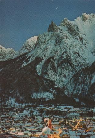 Mittenwald gegen Karwendel nachts - 1982 Mittenwald gegen Karwendel nachts - 1982