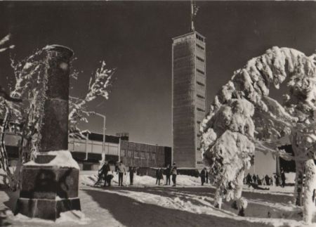 Oberwiesenthal - HO-Gaststätte Fichtelberghaus - 1972 Oberwiesenthal - HO-Gaststätte Fichtelberghaus - 1972