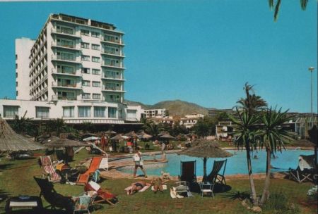 Spanien - Torremolinos - Gran Hotel Nautilus y piscina - ca. 1980 Spanien - Torremolinos - Gran Hotel Nautilus y piscina - ca. 1980