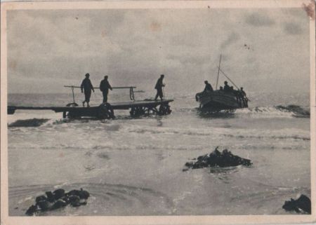 Schwierige Landung Boot am Steg Schwierige Landung Boot am Steg