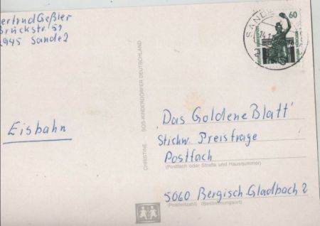 Kinder am Weihnachtsbaum