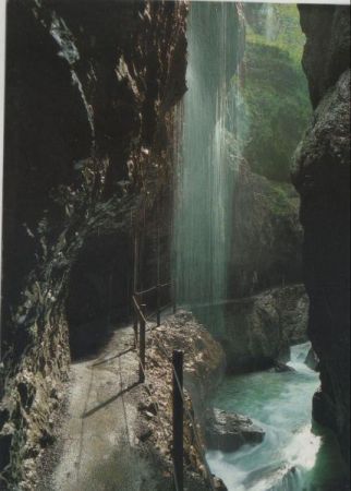 Garmisch-Partenkirchen - Partnachklamm Garmisch-Partenkirchen - Partnachklamm