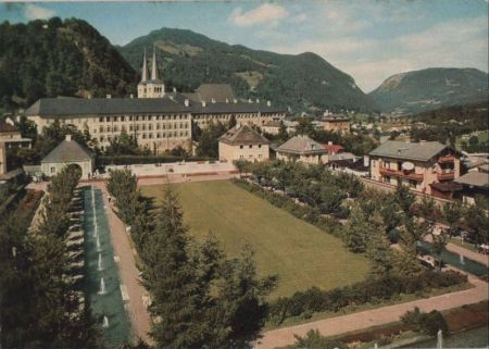 Berchtesgaden - mit Schloss und Stiftskirche Berchtesgaden - mit Schloss und Stiftskirche