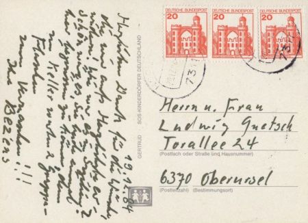 Maria und Josef in Krippe