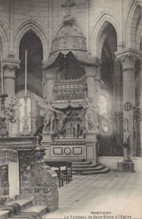 Pontigny - Frankreich - Eglise, Tombeau Pontigny - Frankreich - Eglise, Tombeau