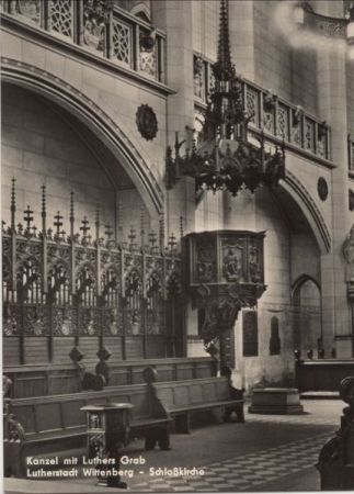 Wittenberge - Schlosskirche, Kanzel mit Luther-Grab Wittenberge - Schlosskirche, Kanzel mit Luther-Grab