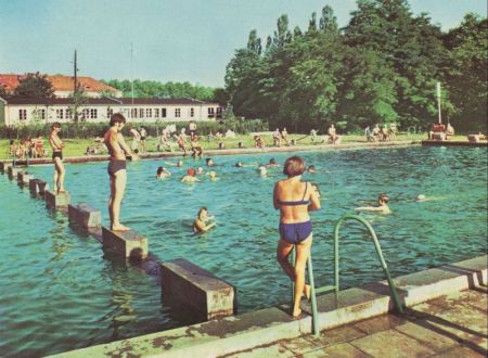 Busko-Zdroj - Polen - Schwimmbad Busko-Zdroj - Polen - Schwimmbad