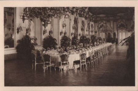 Österreich - Wien - Schloß Schönbrunn, Gedeckte Hoftafel - ca. 1950 Österreich - Wien - Schloß Schönbrunn, Gedeckte Hoftafel - ca. 1950