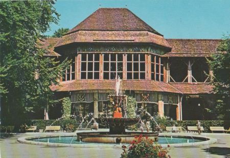 Bad Reichenhall - Gradierwerk mit Brunnen - 1988 Bad Reichenhall - Gradierwerk mit Brunnen - 1988